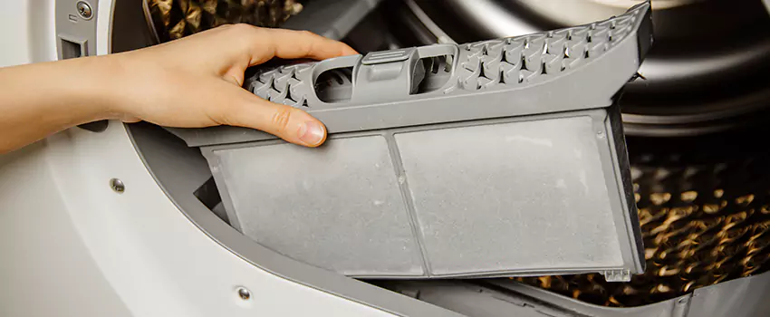 Signs Of A Clogged Dryer Lint Trap in Fargo, North Dakota